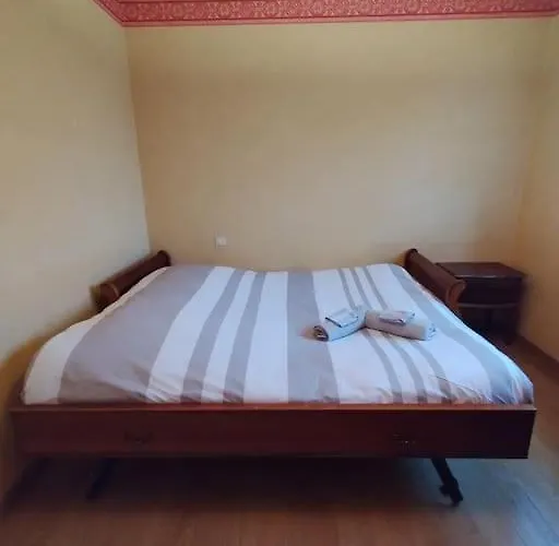 Parent Aise Ferienhaus Aze (Mayenne)